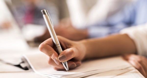 توقيع العرائض توقيع اتفاق