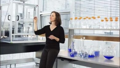 Les femmes dans les sciences nucléaires نساء في العلوم النووية